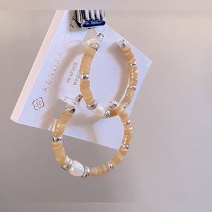 Kendra Scott Lila Pearl Hoop Earrings ✨ Vintage Silver Natural Mix